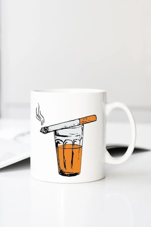 Whiskey Cigarette Bask L Baskılı 330 ml Porselen Kupa Bardak (123810_1)