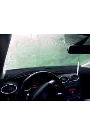 Ford Focus 2 2005-2011 (Kapaklı) Aracınızla Tam Uyumlu Torpido Koruma Halısı