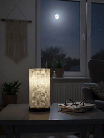 Minimalist Tasarım Gece Lambası Yatak Odası Abajur Modern Salon Dekoratif Aydınlatma 3D Beyaz Masa Lambası