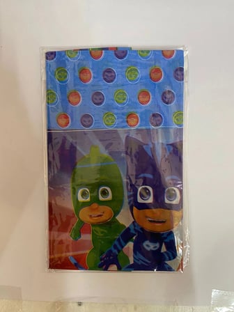 Özel Seri Pijamaskeli Plastik Masa Örtüsü (120*180 cm) Davet Süsleme Sofra