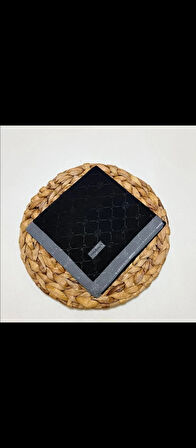 Piramit Floş Monogram eşarp siyah gri