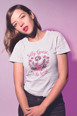 Silly Goose On The Loose Baskılı Unisex Regular Fit Pamuklu Beyaz Tişört