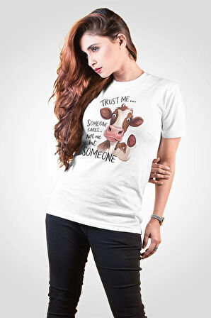 Trust Me Someone Cares Baskılı Unisex Regular Fit Pamuklu Beyaz Tişört