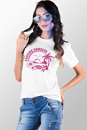 Chasing Sunsets Retro Baskılı Yaz Temalı Unisex Regular Fit Pamuklu Beyaz Tişört