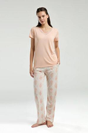 Kadın V Yaka Kısa Kol T-shirt & Uzun Alt Pijama Takımı Q4.A3.K6.R8K