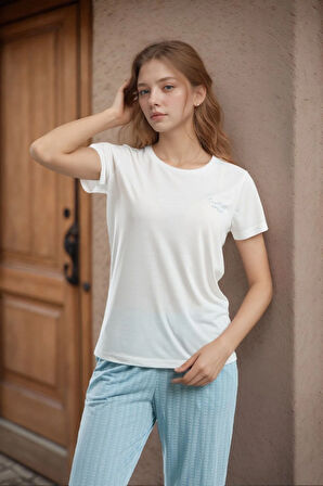 Kadın Kısa Kol Geniş Yaka Beyaz Viskon Pijama Takımı Q9P0K0C8K