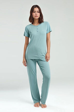 Kadın Su Yeşili Düğmeli Kısa Kol Desenli Pamuklu Viskon Pijama Takımı Q8P9K8C5K