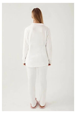 Kadın Krem Pamuklu Modal Boydan Patlı Kutulu Pijama Takımı Q8.U.8O.K2.K.A8.P.C