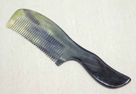 Özel Seri Çantada Taşıma Kozmetik Ürünü Seyahat Aksesuarı Tutmalı Kemik Tarak