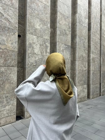Pamuklu Soft İ̇Nci Desen Eşarp-Yağ Yeşili