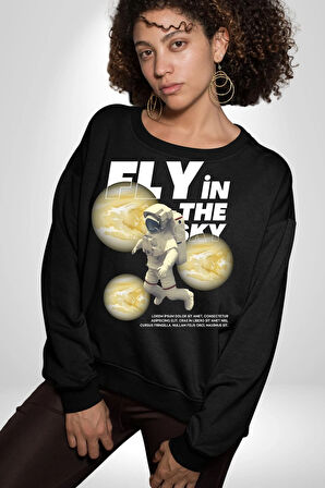 Gökyüzünde Uçmak Astronot Erkek Kadın Unisex Dijital Baskılı Siyah Sweatshirt