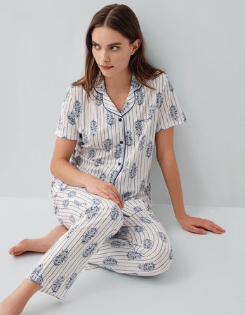 Pierre Cardin Kadın Düğmeli Kısa Kollu Kutulu Pijama Takımı %50 Pamuk %50 Modal – Tam Kalıp, Alt Cepli Üst Düğmeli