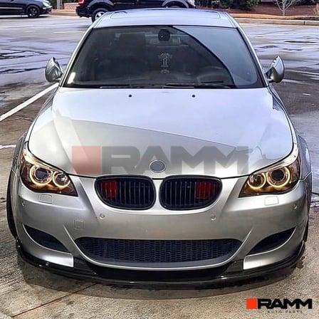 BMW E60 E61 M5 Ön Lip  Parlak Karbon
