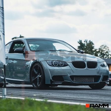 BMW E92 E93 M-Tech Ön Tampon Flap Seti  Parlak Karbon