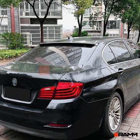 BMW F10 Tavan Spoileri  Parlak Siyah
