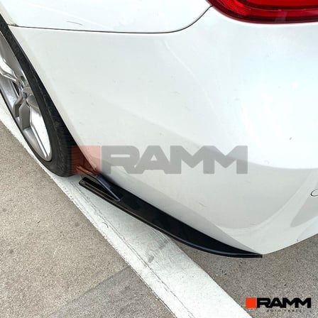 BMW F30 M Paketi Arka Tampon Bıçağı SağSol Parlak Siyah