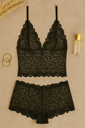 Kadın Siyah Dantel Bralet Şort Takımı – Şık, Zarif Ve Feminen İç Giyim