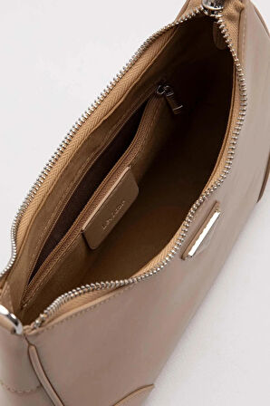 Küçük Ve Şık Premium Kalite Uzun Askılı Kadın Omuz Çantası 930420 Vizon