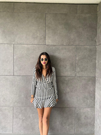 Reka Moda Kadın Uzun Kollu Kruvaze Yaka Kazayağı Mikro Mini Boy Elbise