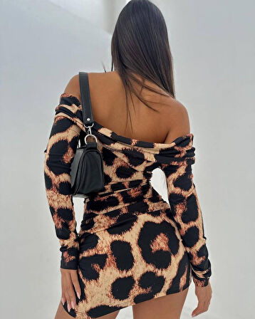 Reka Moda Kadın Madonna Mendil Yaka Leopar Desen Mini Elbise