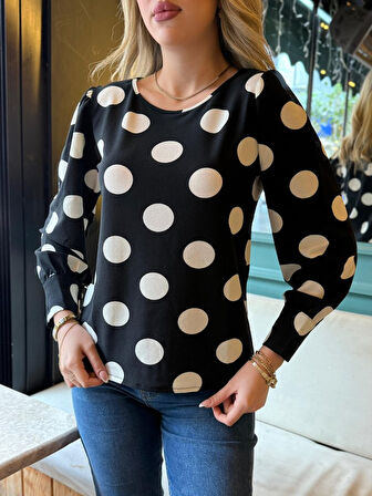 Reka Moda Kadın Uzun Kollu Bisiklet Yaka Kollar Geniş Kol Ağzı Manşetli Iki Düğmeli Detay Krep Bluz