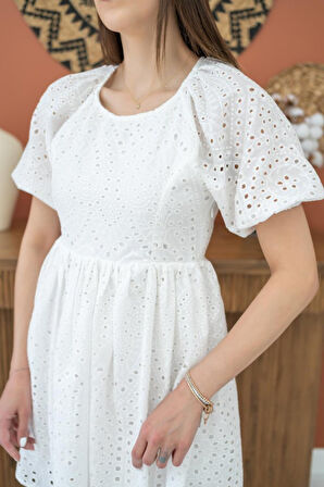 Reka Moda Beyaz Fisto Elbise