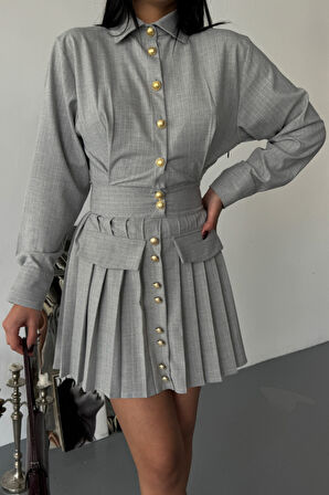 Reka Moda ÖNDEN GOLD DÜĞMELİ PİLELİ KISA ELBİSE - Gri