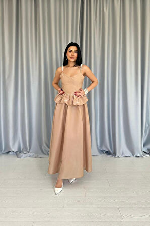 Reka Moda Camel Beli Büzgülü İnci Askılı Uzun Elbise