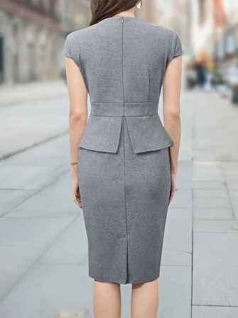 Reka Moda Kadın Kısa Kollu Kare Yakalı Ithal Krep Elbise