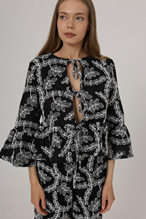 Reka Moda Fiyonk Bağlamalı Brode Bluz - Siyah