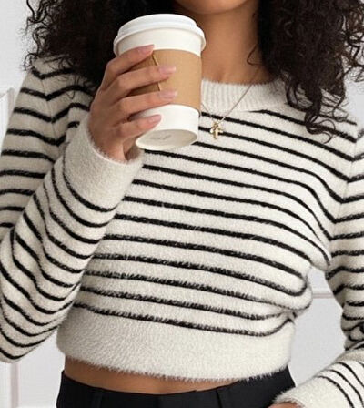 Reka Moda Kadın Uzun Kollu Balıkçı Yaka Crop Triko Bluz