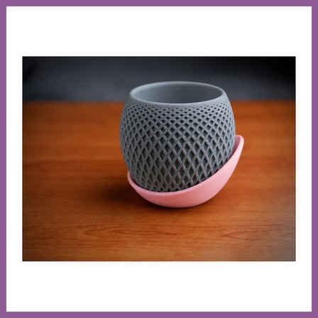 Bezos 3D Baskı Küre Saksı - Kafes Dokulu İki Parçalı Dekoratif Saksı - Gri-Pembe RENGAREN