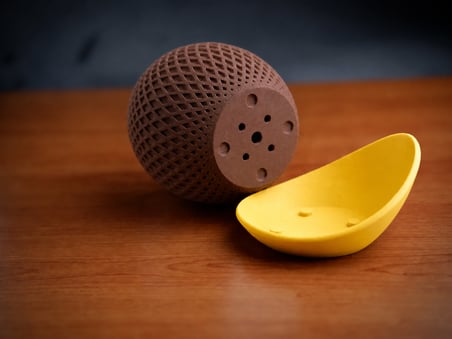 Bezos 3D Baskı Küre Saksı - Kafes Dokulu İki Parçalı Dekoratif Saksı - Kahverengi-Sarı RENGAREN