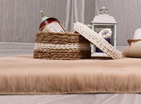 Dekoratif Tavşan Tüyü Ultra Yumuşak Peluş Kaymaz Halı Yolluk