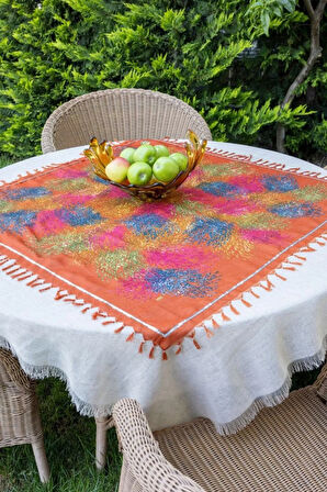Fuşya Geometrik Desenli El Yapımı Masa Örtüsü