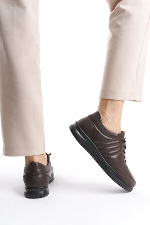 Kadın İçi Dışı Deri Ortopedik Alçak Taban Kadın Ayakkabı Anne Ayakkabı Lv2502