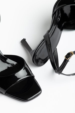 Suins Riante Model Kadın Yüksek Topuklu Bilekten Bağlamalı Stiletto Ayakkabı