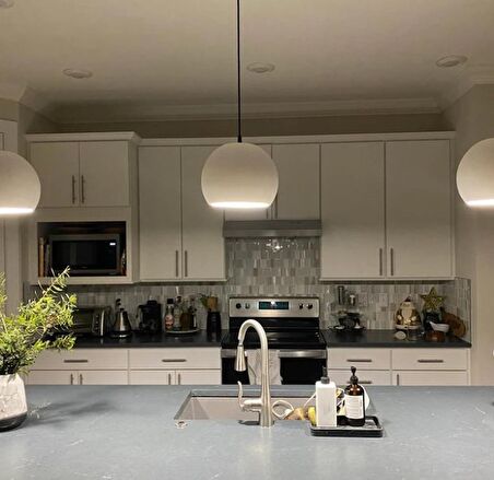 RİOLİGHT MODERN BEYAZ 2 İÇİ BEYAZ MASA,BAR ÜSTÜ TEKLİ METAL SARKIT AVİZE ÇAP:20CM 1ADET FİYATIDIR