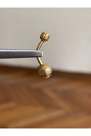 316 L Cerrahi Çelik Yuvarlak Göbek Piercingi