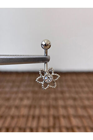 316 L Cerrahi Çelik Anti Alerjik 10 mm 6 Yapraklı Çiçek Model Göbek Piercingi