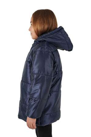 İçi Kürklü Su ve Rüzgar Geçirmez Kapüşonlu Kız Çocuk Mont
