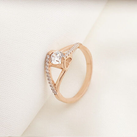 Elegance Çapraz Model Rose Gold Kaplama Sky Diamond Yüzük