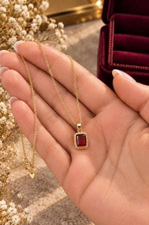 Muhtelif Yakut Taşlı Altın Kolye 14 Ayar 2.62 Gram