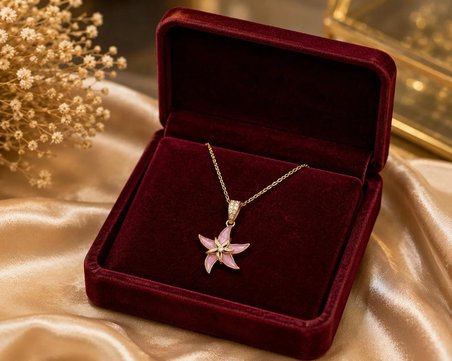 PEMBE YILDIZ ALTIN KOLYE