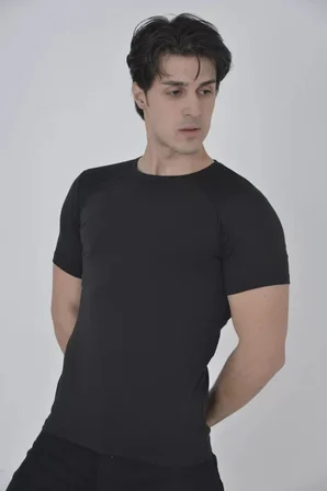 Erkek Omuz Fileli Slim Fit Tshirt
