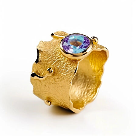 Geniş Mistik Topaz Taşlı Gümüş Yüzük – Varnen Crest