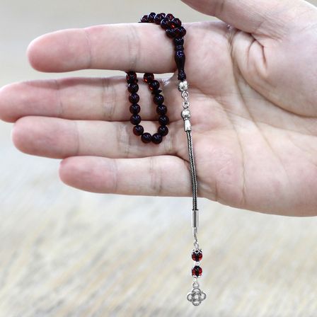 Damla Kehribar Tesbih - 925 Ayar Gümüş Püsküllü - Mini Boy - Koyu Kırmızı - Küre Kesim
