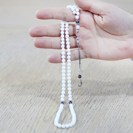 Sedef Doğaltaş Namaz Tesbihi - 925 Ayar Gümüş Vav Püsküllü - Beyaz Renk - Küre Kesim