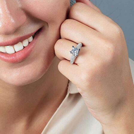 Starlight Diamond Pırlanta Montür Avangarde 925 Ayar Gümüş Kadın Tektaş Yüzük