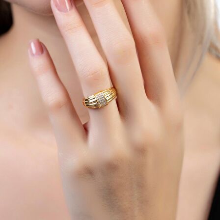 Zirkon Taşlı Dikdörtgen Detaylı Gold Renk Free Size 925 Ayar Gümüş Kadın Yüzük